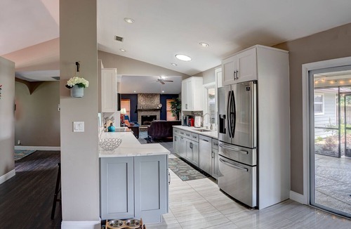 Greenview Shores House | Three Oaks
