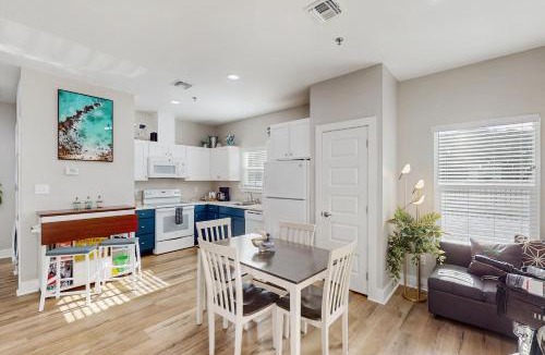 Fulton House | Three Palms By The Bay