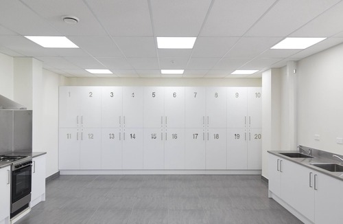 Papatoetoe Hotel | Three Palms Lodge