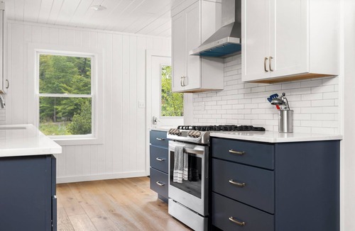 Empire House | Three Pines Hideaway