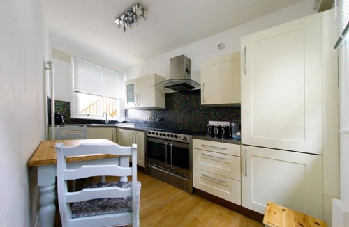 Burton on Trent Hotel | Three Queens Hotel