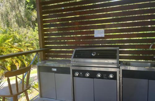 Yandina Apartment | Three Rivers Cabin