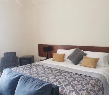 Ferryside Hotel | Three Rivers Hotel