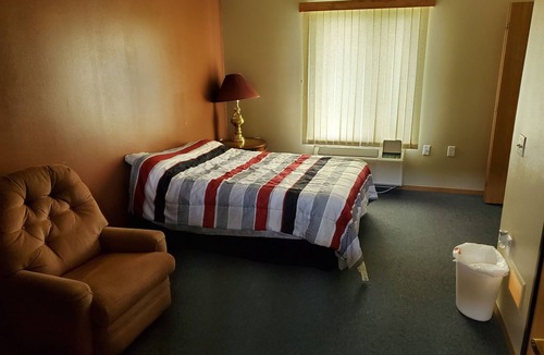 Spencer Cabin | Three Rivers Lodge Room #1