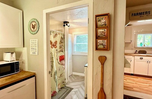 Steelville Cabin | Three Rivers Retreat in Steelville, MO. 2 Bedroom Cabin on 20 Acres