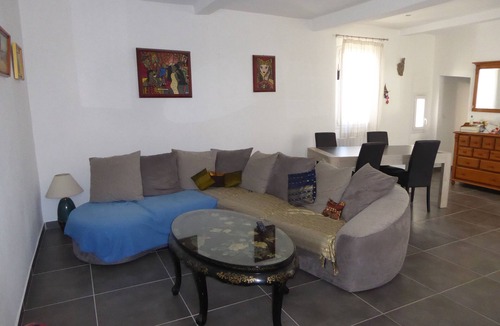 Puimoisson House | three-storey village house