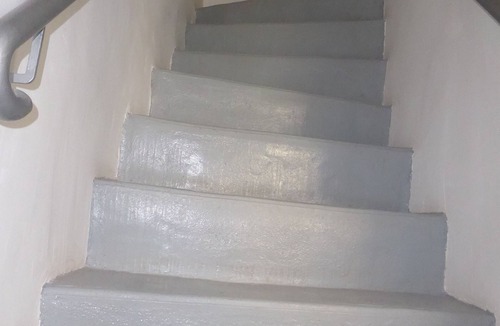 Puimoisson House | three-storey village house