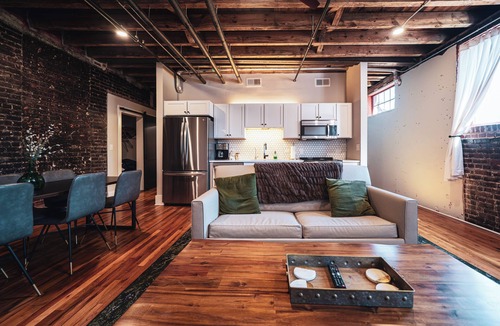 Jonesville Apartment | Three Trails Downtown Elkin