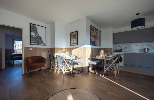 Bagneux Apartment | Three trips, one single stay on the gate of Paris ! You'll love it.