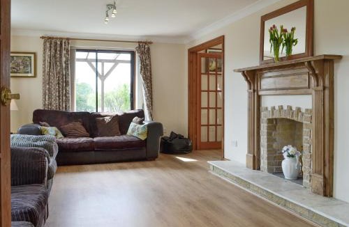 Talgarth House | Three Views Bungalow