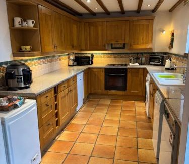 Aldborough House | Threshers Barn and Shire Horse Barn