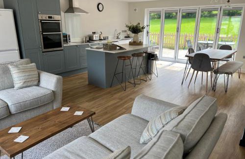 Thornicombe House | Threshing Barn