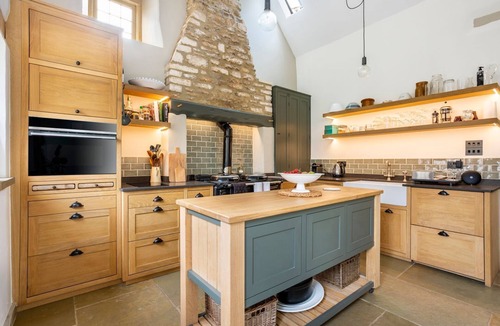 Nettleton Villa | Threshing Mill - Four Bedroom Villa, Sleeps 8