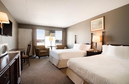 Regina Hotel | Thriftlodge by Wyndham Regina North