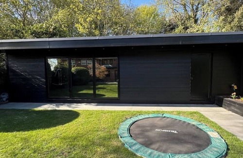 Buntingford Cabin | Throcking Country Cabin
