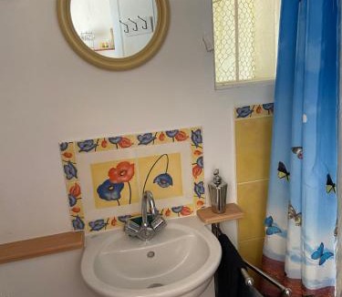 Thuir House | THUIR "Le Cabanon du repos" avec climatisation