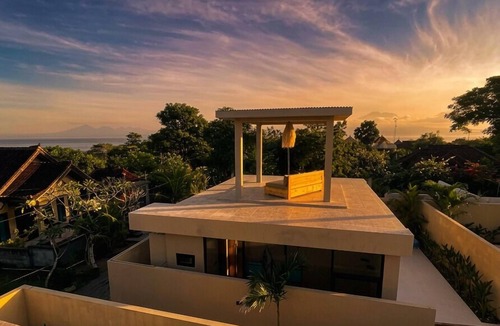 Mushroom Bay Villa | Thula Lembongan Villa 3