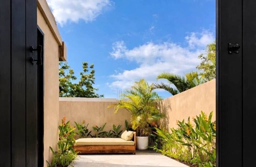 Mushroom Bay Villa | Thula Lembongan Villa 3