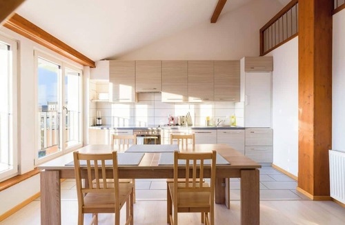 Thun Apartment | Thun Center Apartment Close to Lake and Shops