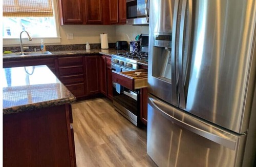 Enumclaw House | Thunder Ridge Hideaway