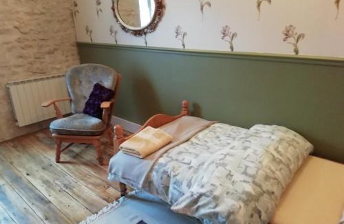 La Mothe-Saint-Heray Bed & Breakfast | Thunder Roadhouse