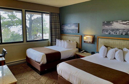Grand Canyon Village Hotel | Thunderbird Lodge - Inside the Park