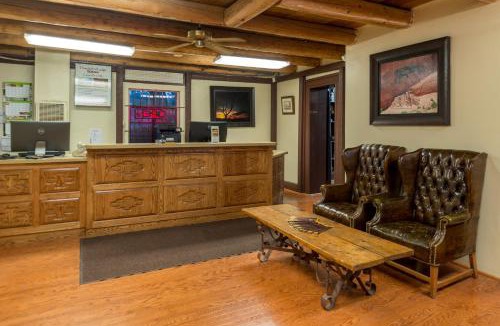 Chinle Hotel | Thunderbird Lodge