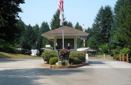 Monroe House | Thunderbird One-Bedroom Cabin 5