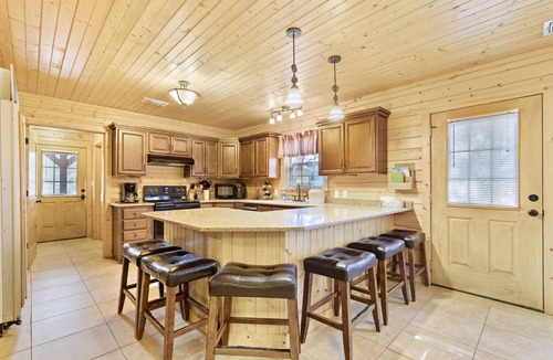 Burnet Cabin | Thunderbird Resort & Event Center