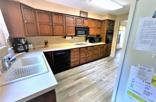 Butternut Cabin | Thunderhead Lodge Mainhouse
