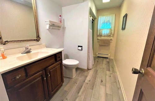 Butternut Cabin | Thunderhead Lodge Mainhouse
