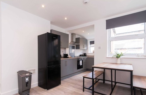 Sneinton House | Thurgarthon House - Cosy and Calm 2bed