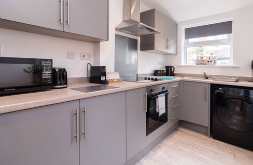 Sneinton House | Thurgarthon House - Cosy and Calm 2bed
