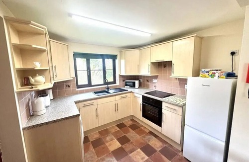 Repps with Bastwick House | Thurnefield Holiday Cottages - Apple Tree Cottage