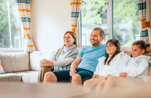 Dunbar House | Thurston Standard Daisy Caravan 1