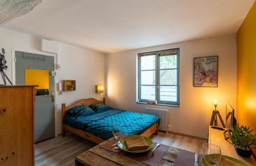 Chartres Apartment | Thuya