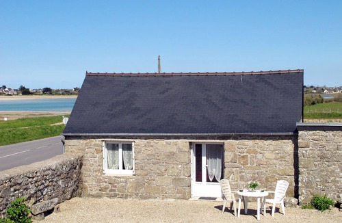 Plounevez-Lochrist House | Ti an Naod by Interhome