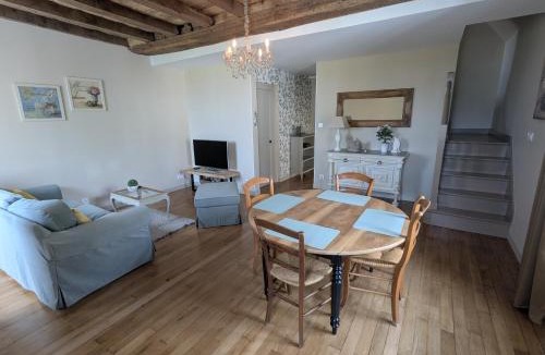 La Chatre House | Ti'Malou