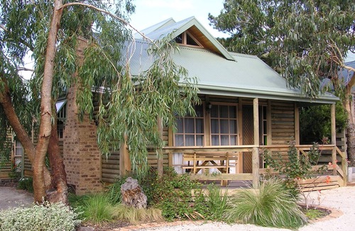 Ocean Grove Cottage | Ti-Tree Village