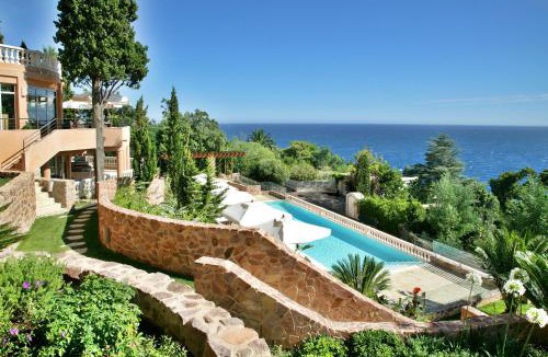 Theoule-sur-Mer Hotel | Tiara Miramar Beach Resort