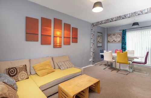 Billingham House | Tibbersley House Billingham With Parking