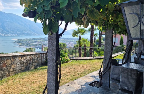 Brione sopra Minusio House | Ticino rustico with panoramic views in a top location