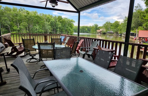 Killian House | Tickfaw River House - sleeps 8- has 5 beds