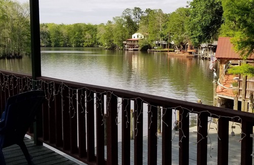 Killian House | Tickfaw River House - sleeps 8- has 5 beds