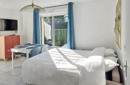 Isles-les-Villenoy House | Ticya Lodge - Maison calme, neuve, proche de Disneyland Paris, parking privé