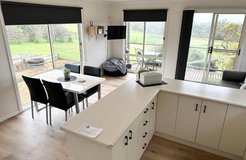 Yanakie Apartment | Tidal Dreaming Seaview Cottages