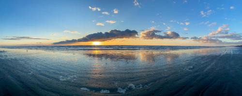 Ocean Shores Ski Chalet | Tidal House #6