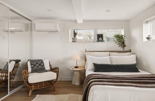 El Porto Apartment | Tide House - Unit E Seaside Studio w Parking