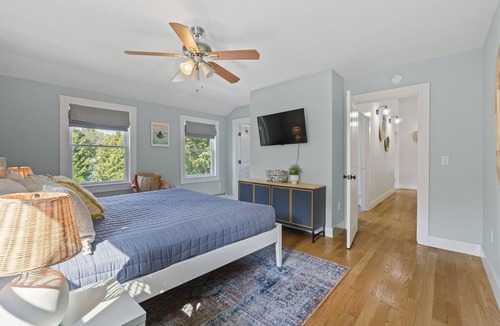 York Harbor House | Tide Pools Retreat!