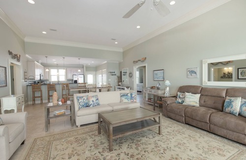 Dauphin Island House | Tide Therapy | Summer openings. On popular west end beach